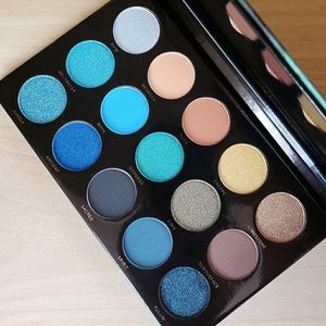 New Hipdot Cenote Eyeshadow Palette
